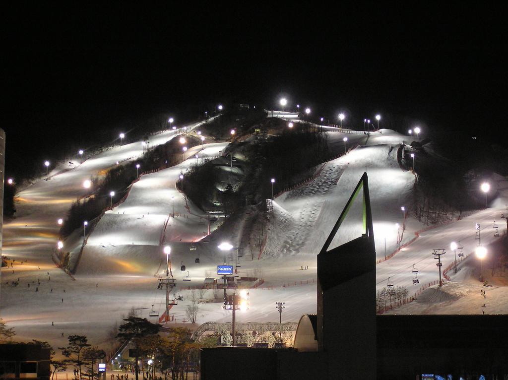 平昌郡 Bench Houseヴィラ エクステリア 写真